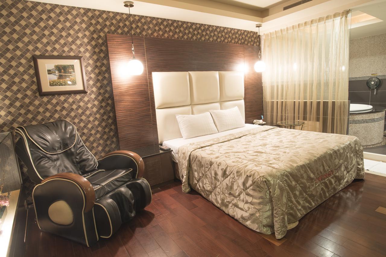Alexander Motel Kaohsiung Eksteriør bilde