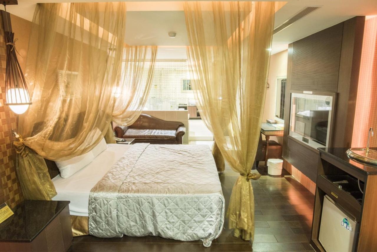Alexander Motel Kaohsiung Eksteriør bilde